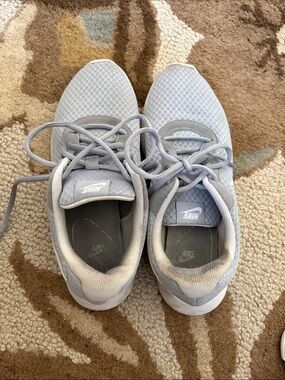 Nike Light Gray Mesh Trainer Sneakers